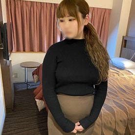 FC2PPV-4154778 【顔出し・中出し】ネイルサロン経営をしている人妻は経営能力は無ですが